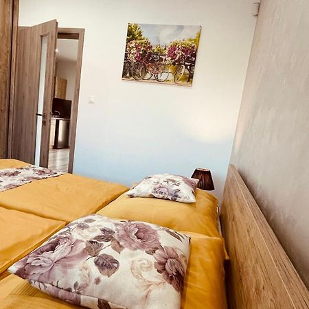 Eugen Apartman Veľký Meder Exterior foto